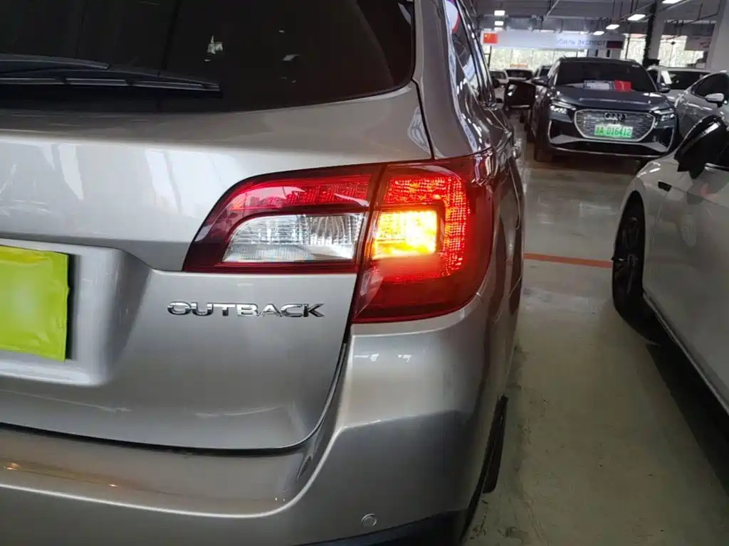 Subaru Outback — миниатюра 8