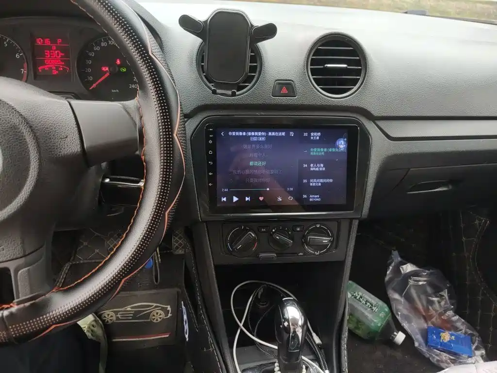 Volkswagen Jetta — миниатюра 9