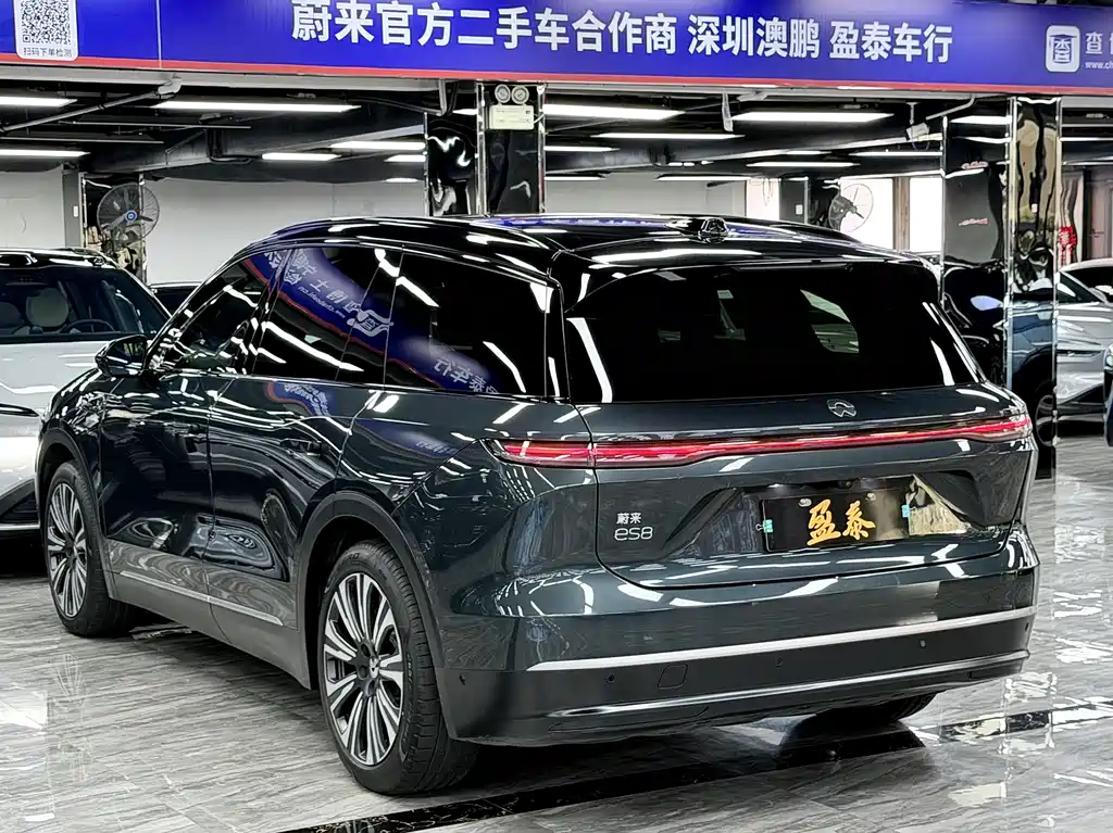 NIO ES8 2024 100kWh