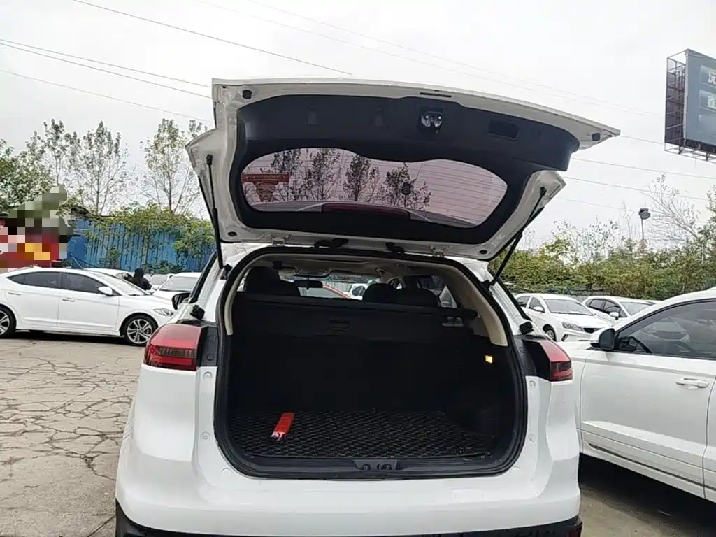 Geely Boyue — миниатюра 19