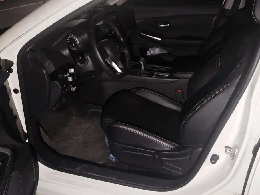 Nissan Sylphy — миниатюра 9
