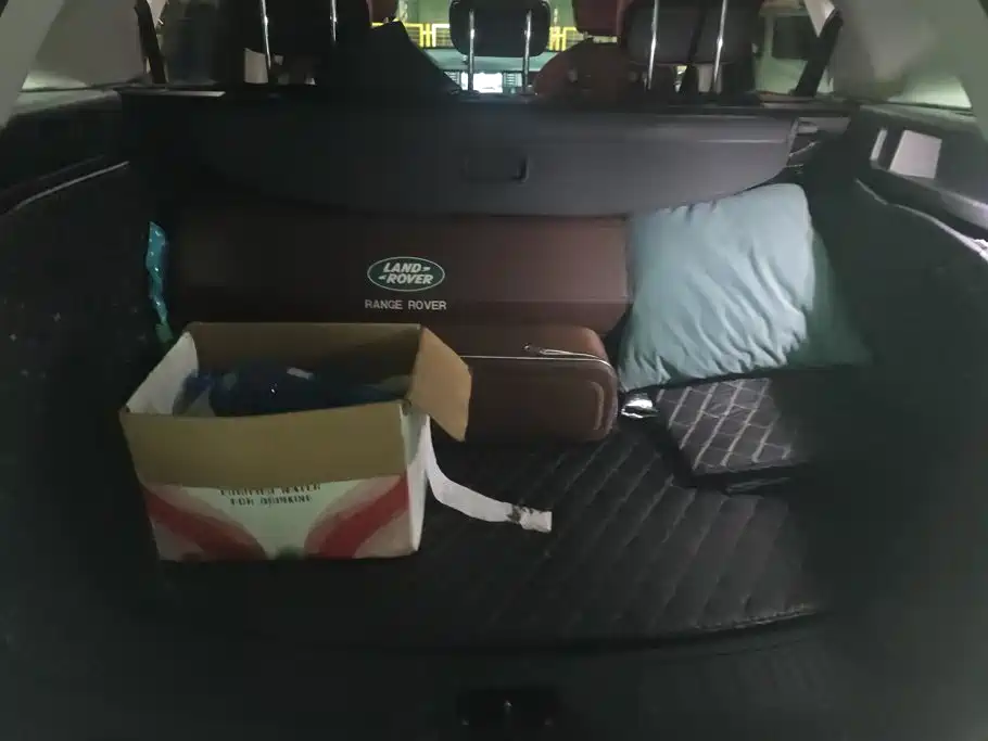 Land Rover Discovery Sport — миниатюра 4