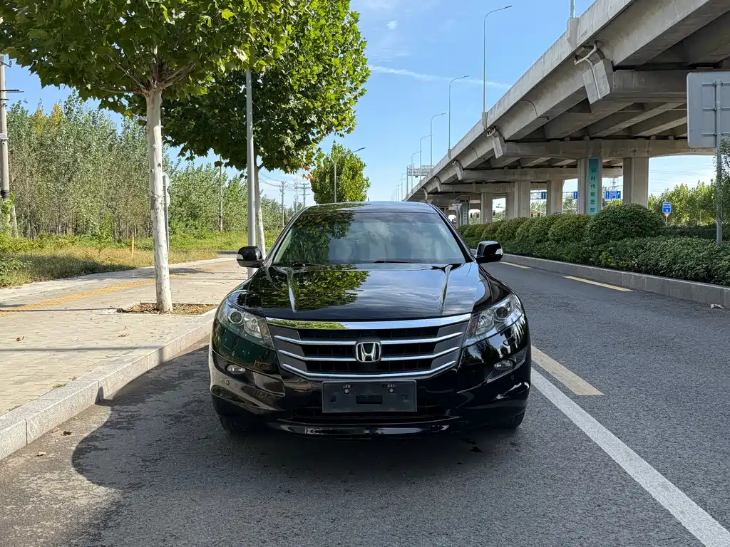 Honda Crosstour — миниатюра 2