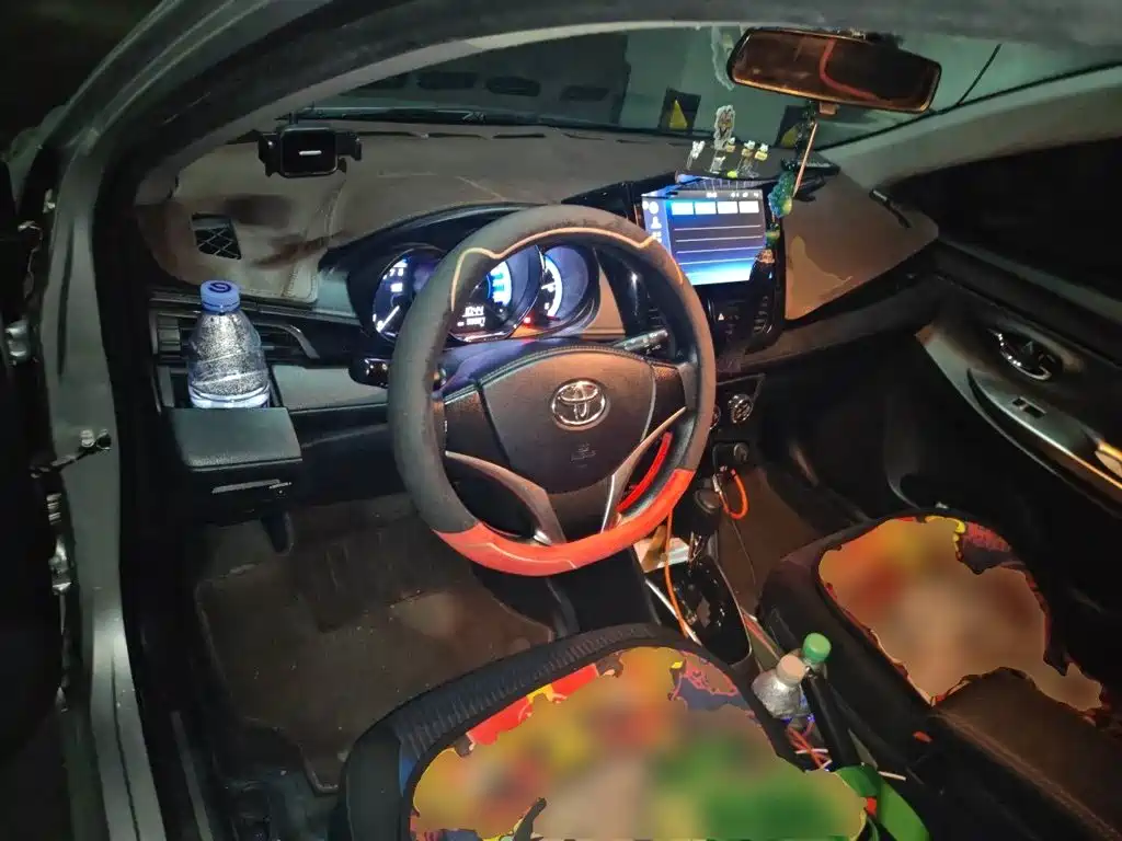 Toyota Yaris L — миниатюра 6