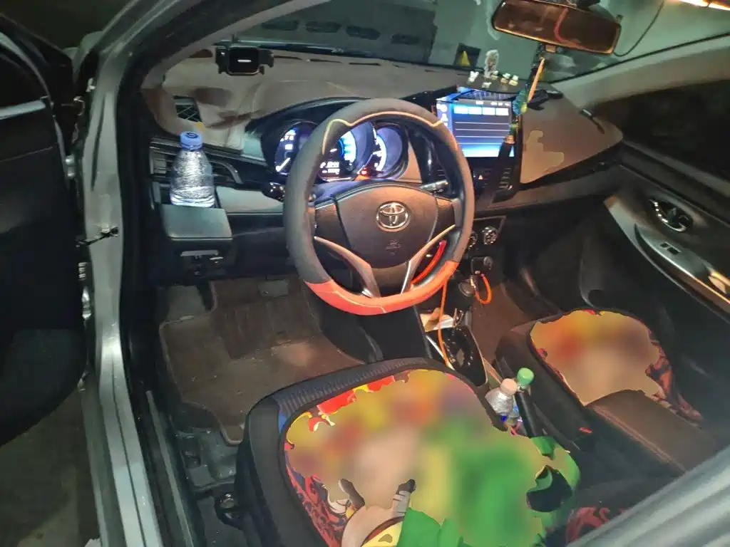 Toyota Yaris L — миниатюра 5