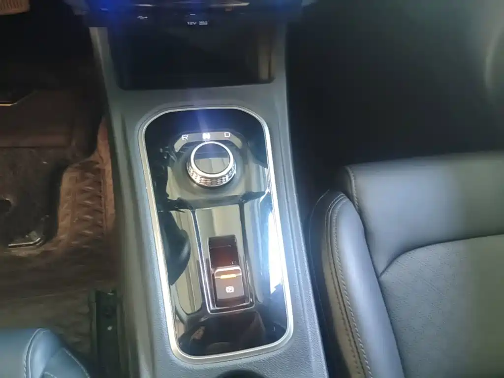 Changan Eado New Energy — миниатюра 14