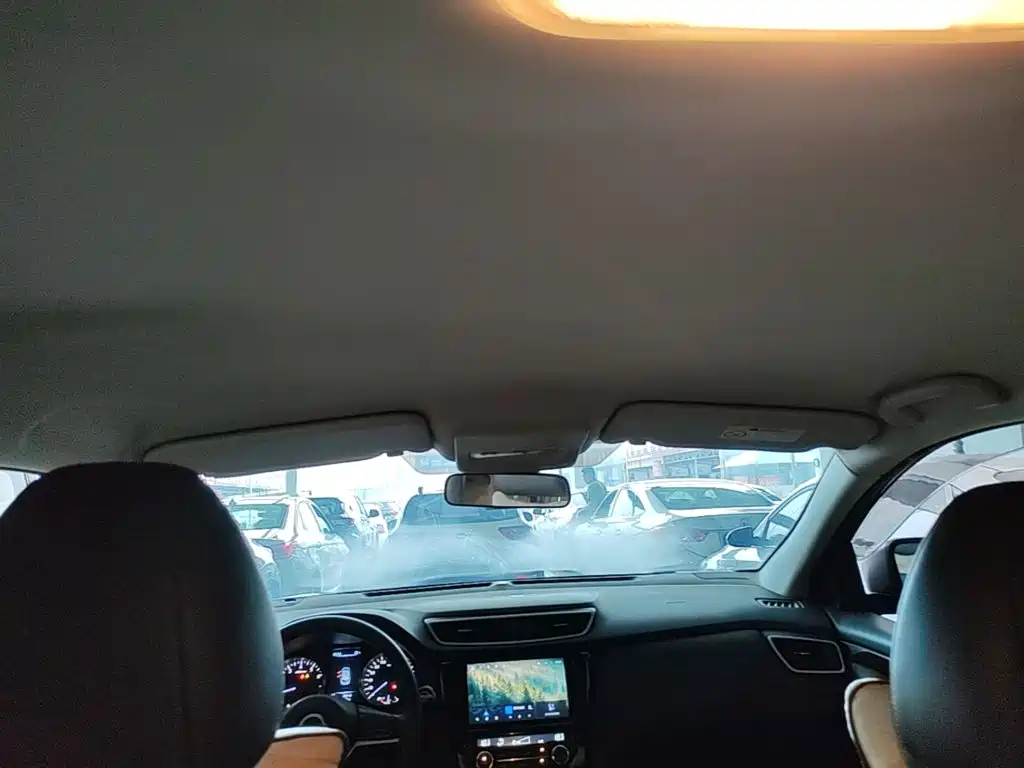 Nissan Qashqai — миниатюра 18