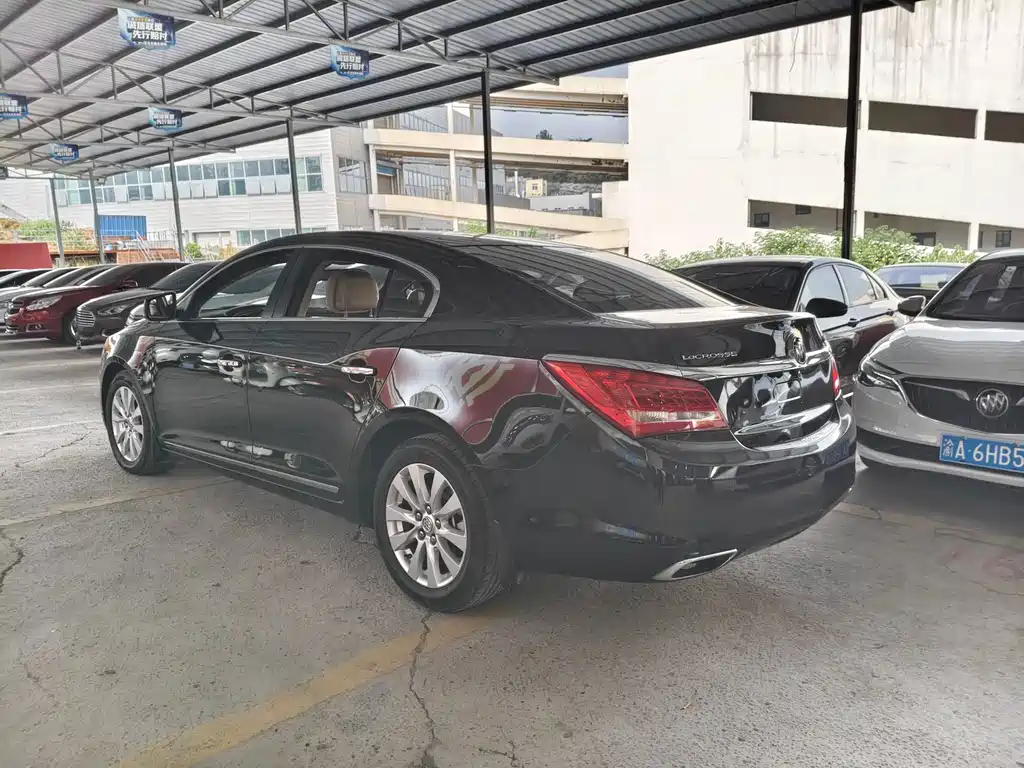 Buick LaCrosse 2.4L SIDI Leading Comfort Type, фото 10