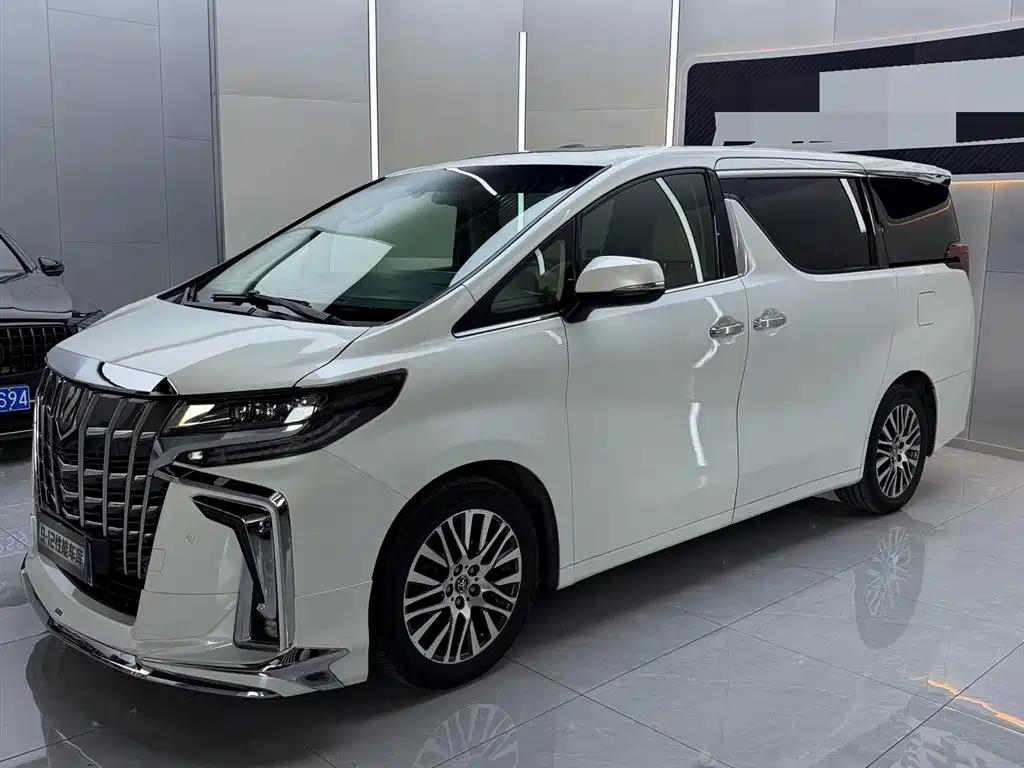 Toyota Alphard 2016
