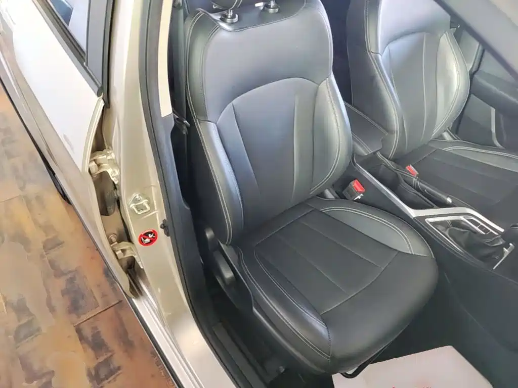 Geely Vision X3 — миниатюра 25
