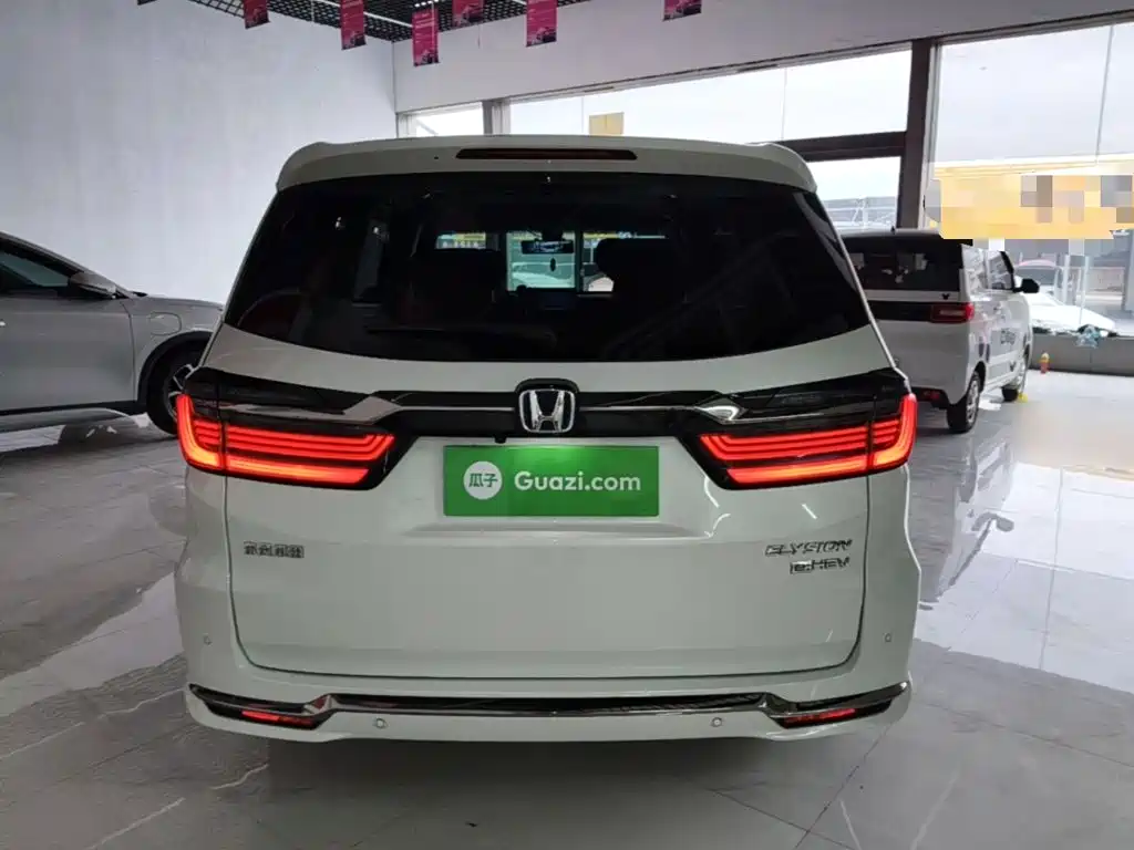 Honda Elysion — миниатюра 6