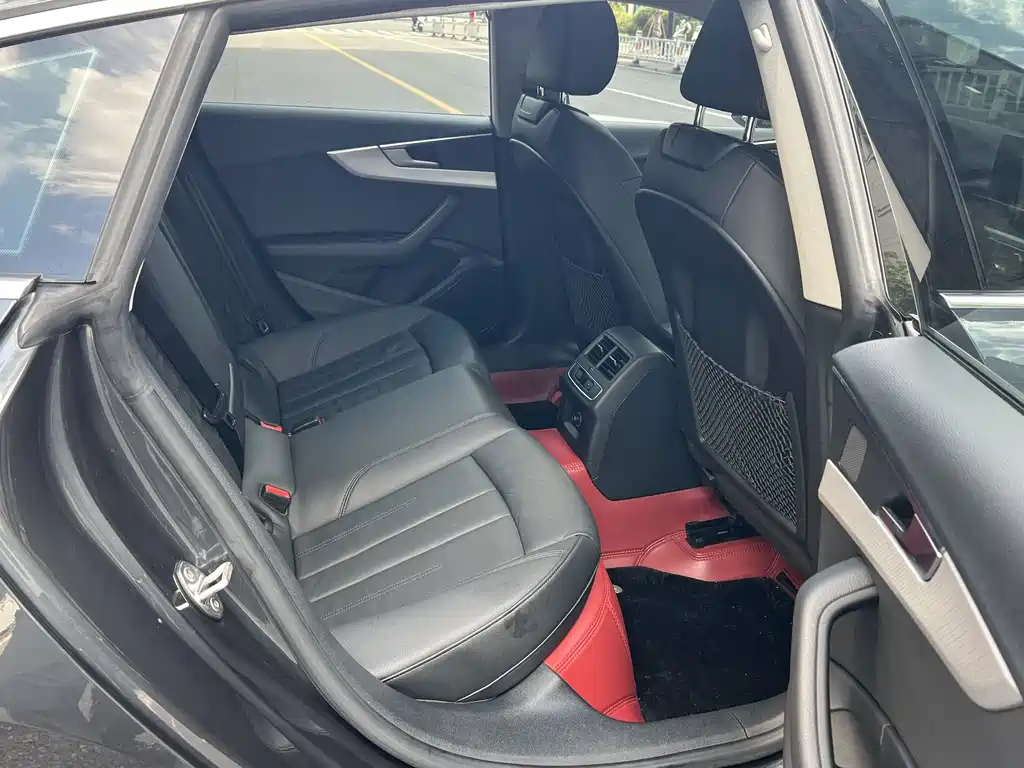 Audi A5 (Import) — миниатюра 8