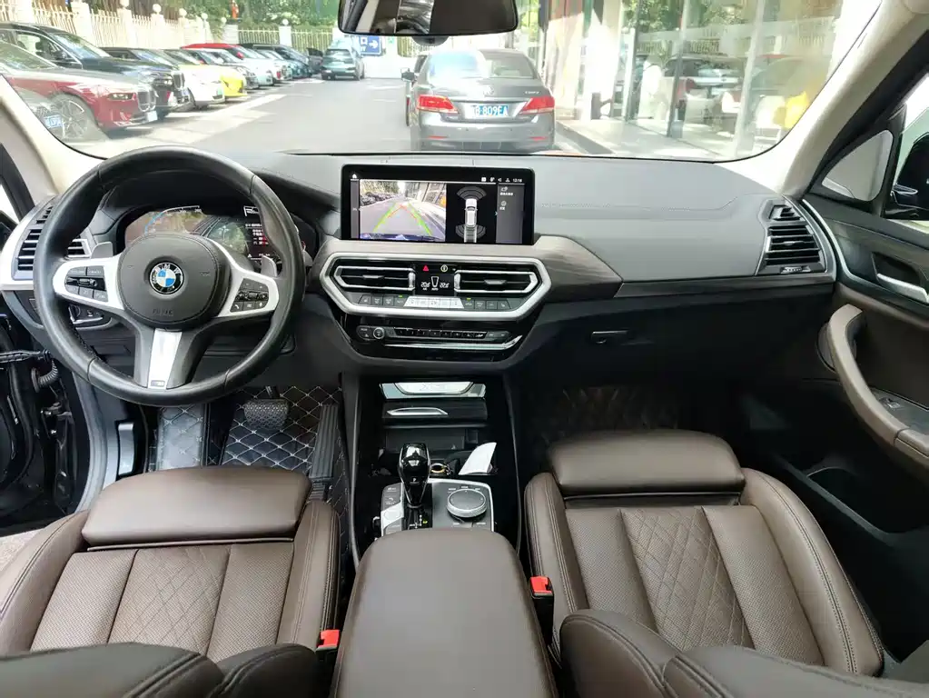 BMW X3 — миниатюра 9