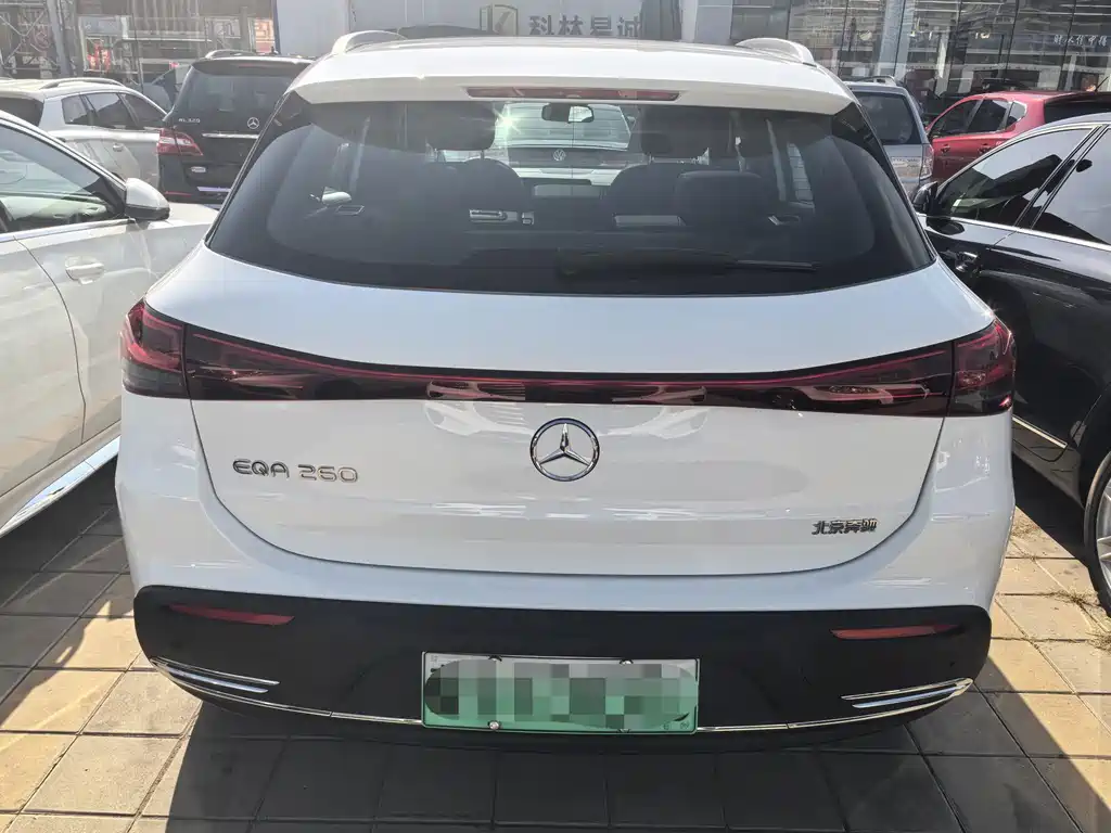 Mercedes-Benz EQA — миниатюра 7