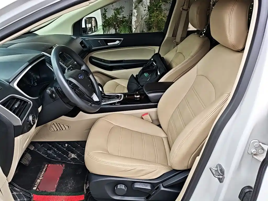 Ford Edge — миниатюра 15