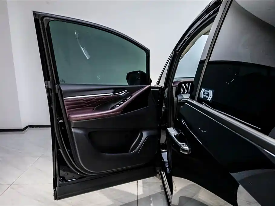 GAC M8 2024 400T Luxury