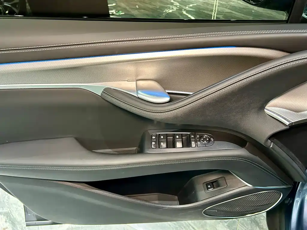 BYD Sealion 07 EV — миниатюра 22