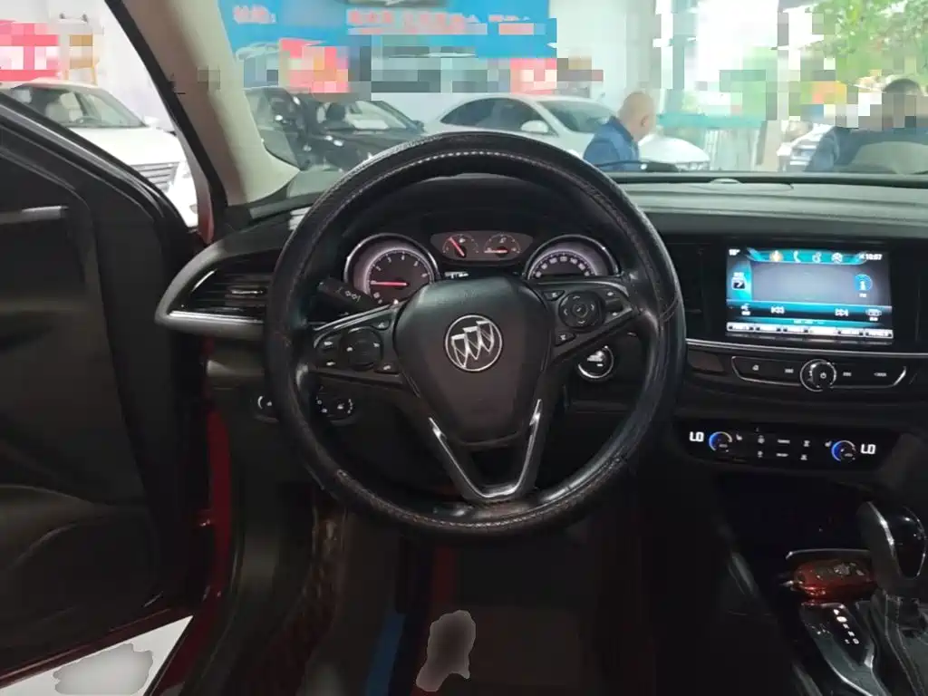 Buick Regal — миниатюра 11