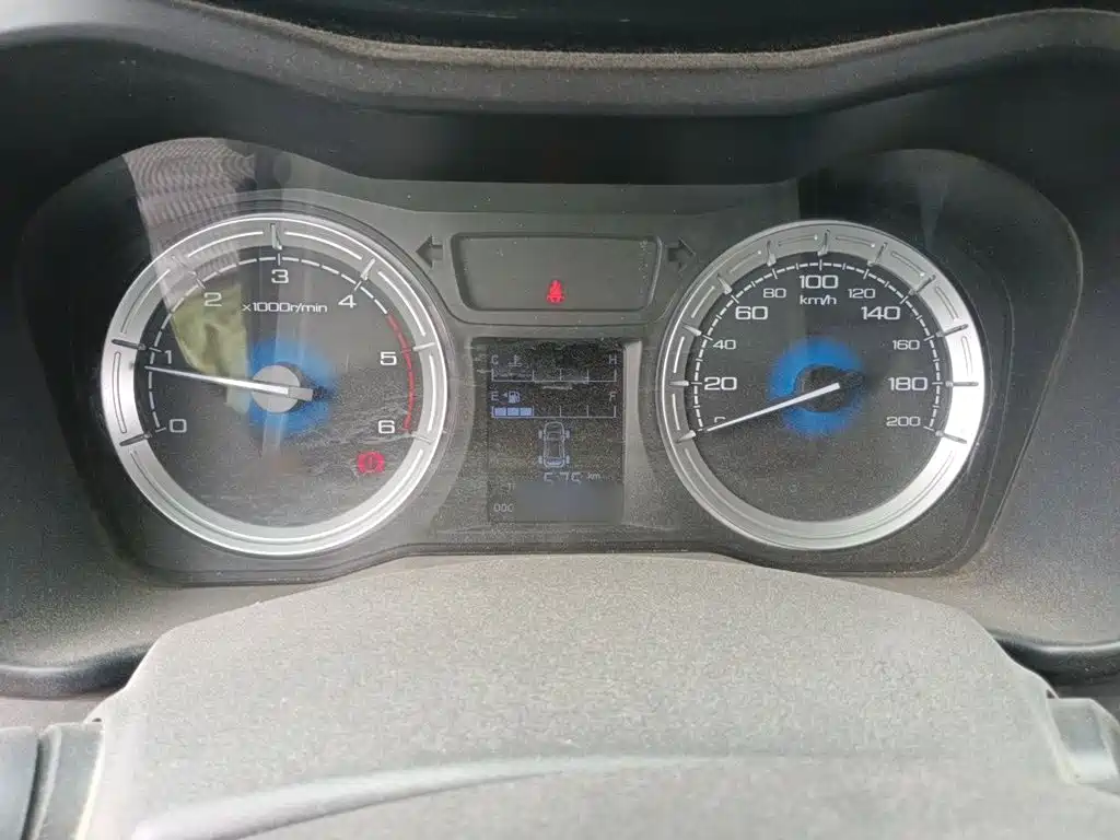 Isuzu RE-MAX Ruimai — миниатюра 4