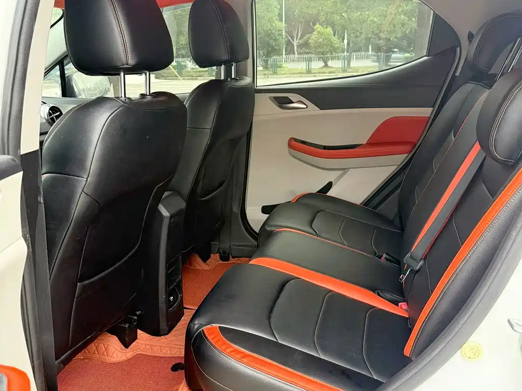 BYD Yuan Pro — миниатюра 4