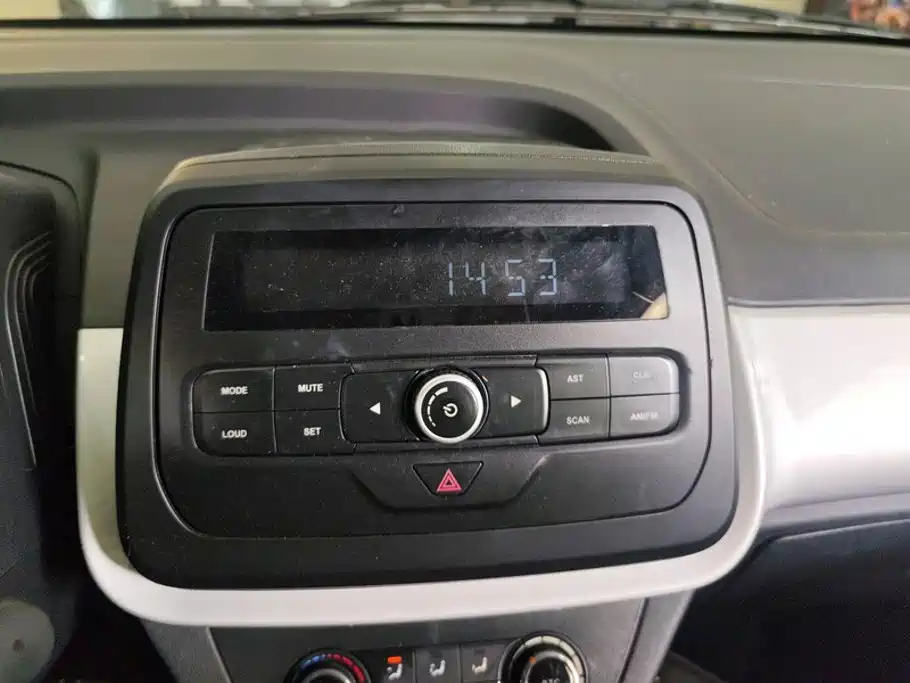 JMEV EV2 — миниатюра 13