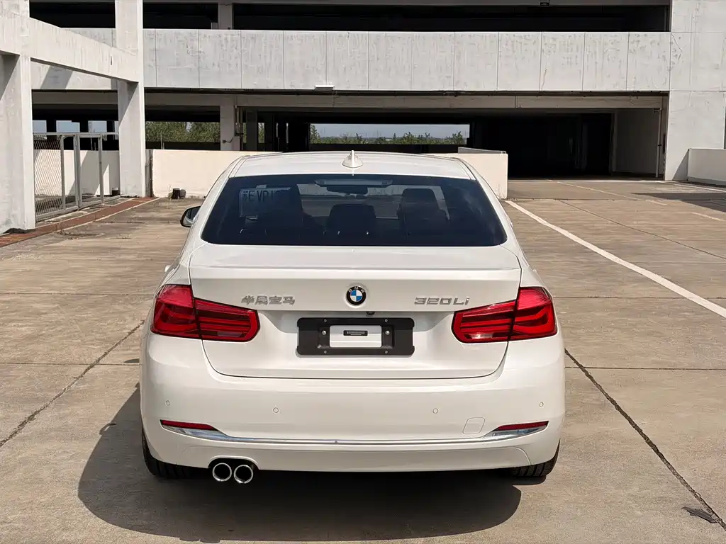 BMW 3 Series — миниатюра 16