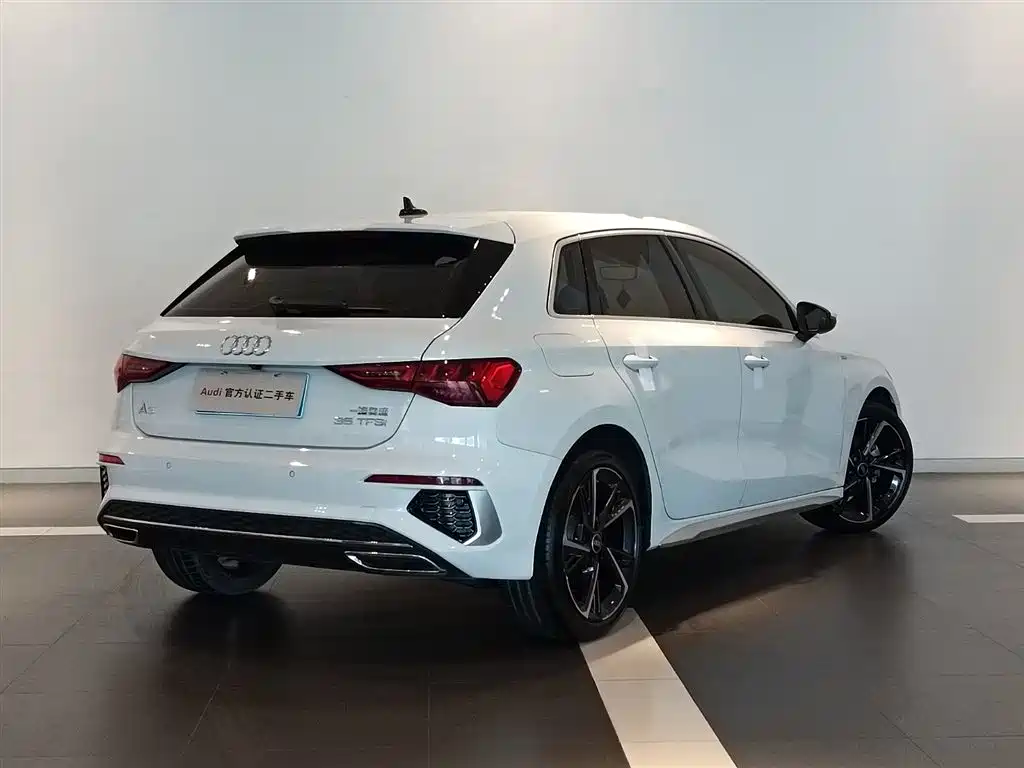 Audi A3 2024 Sportback 35 TFSI Fashion Sport