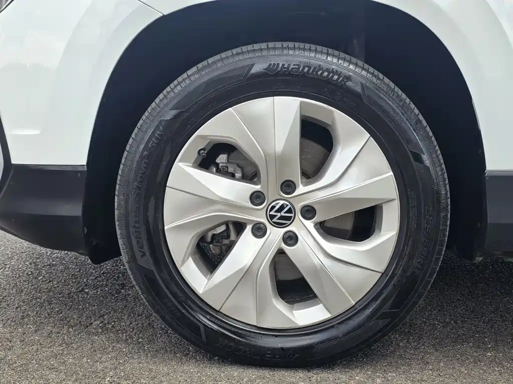 Volkswagen Tharu — миниатюра 15