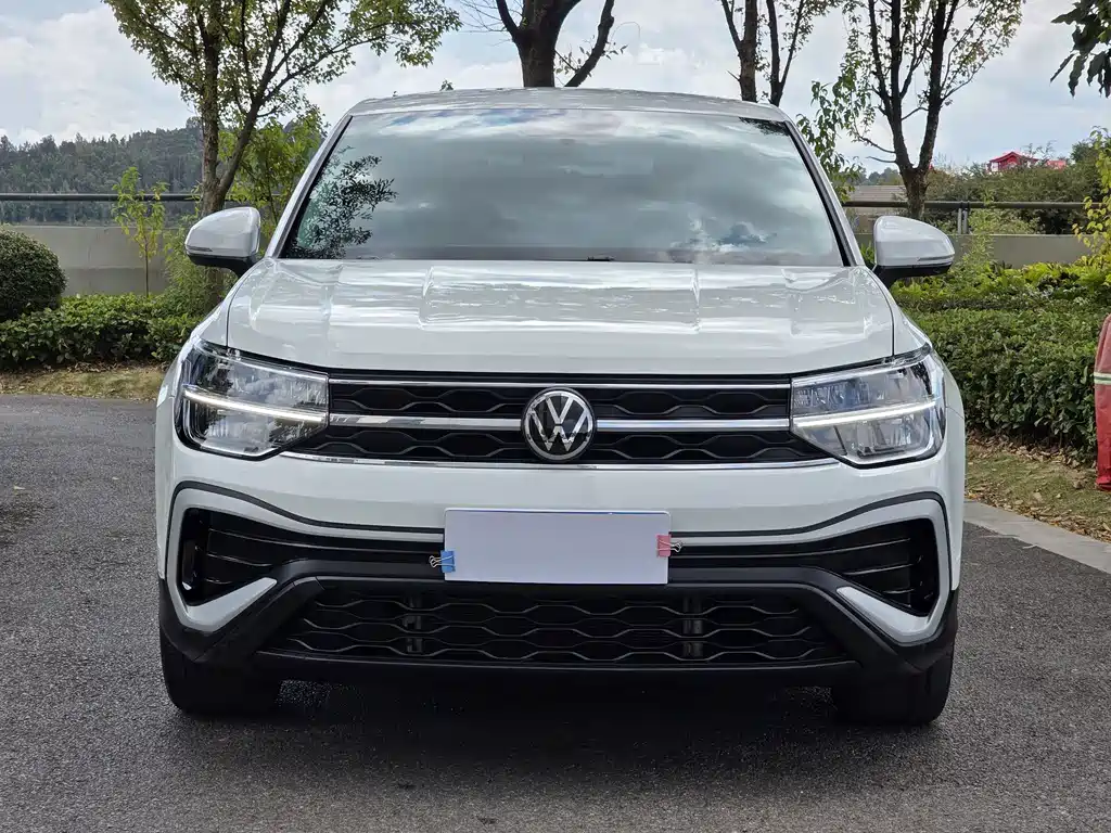 Volkswagen Tharu — миниатюра 2