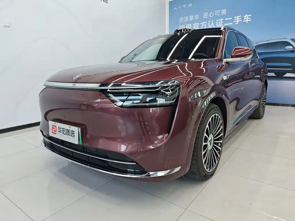 Aito M8 2025 Ultra 53.4kWh 5 мест (192 )