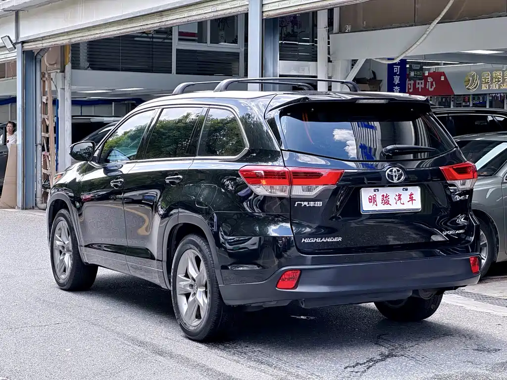 Toyota Highlander — миниатюра 4
