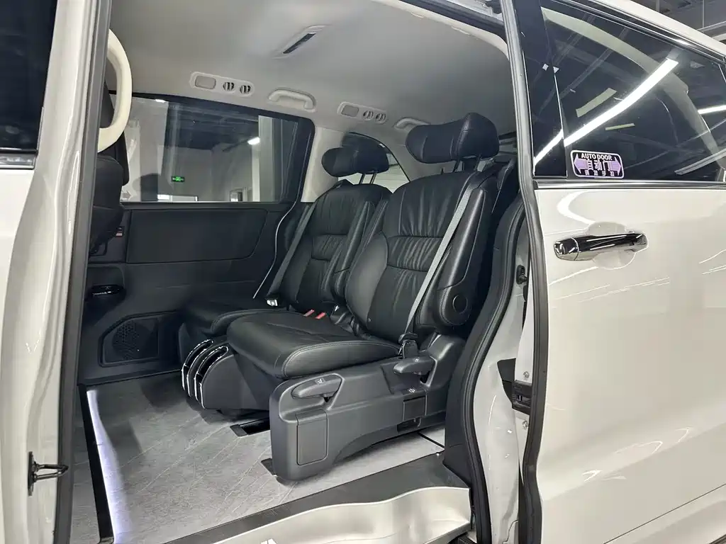 Honda Odyssey — миниатюра 15