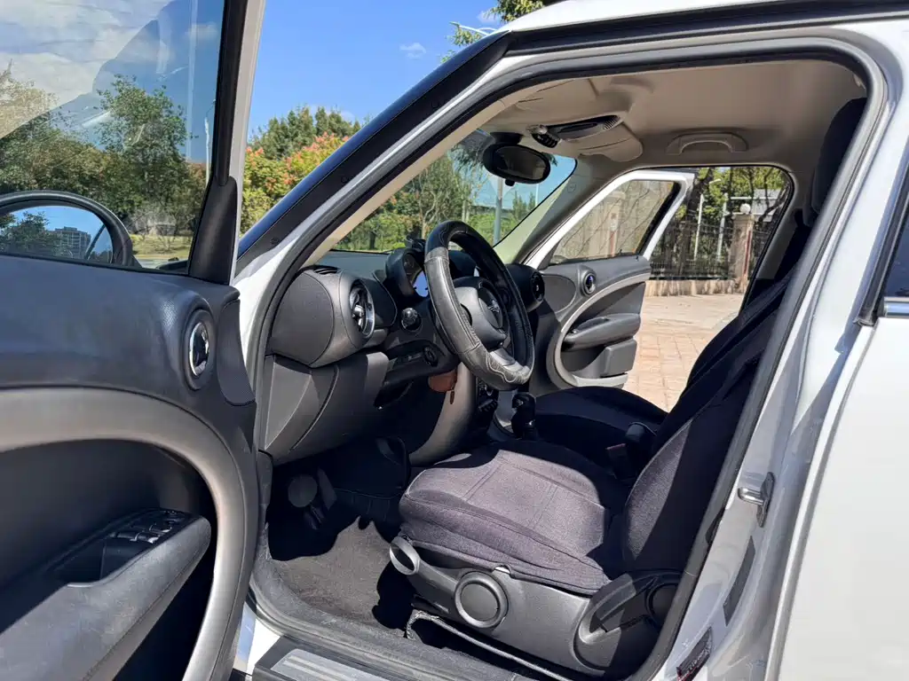 MINI Mini Countryman — миниатюра 7
