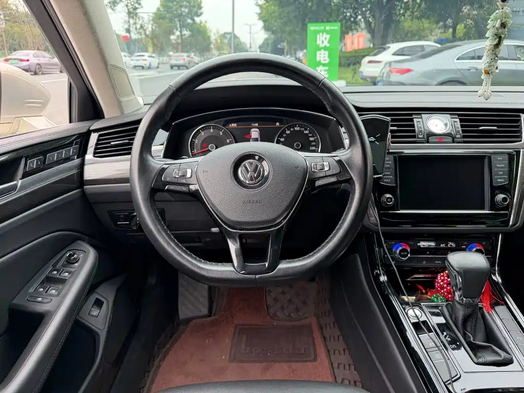 Volkswagen Phideon — миниатюра 14