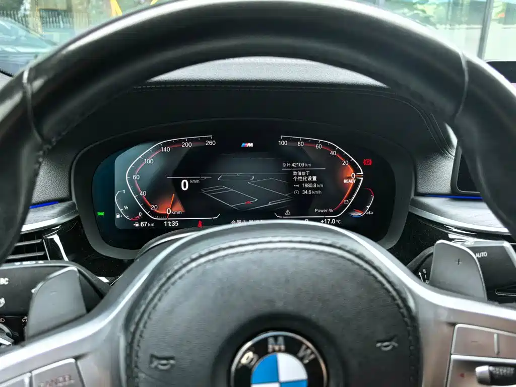 BMW 5 Series — миниатюра 11