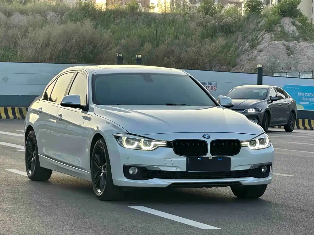 BMW 3 Series — миниатюра 3