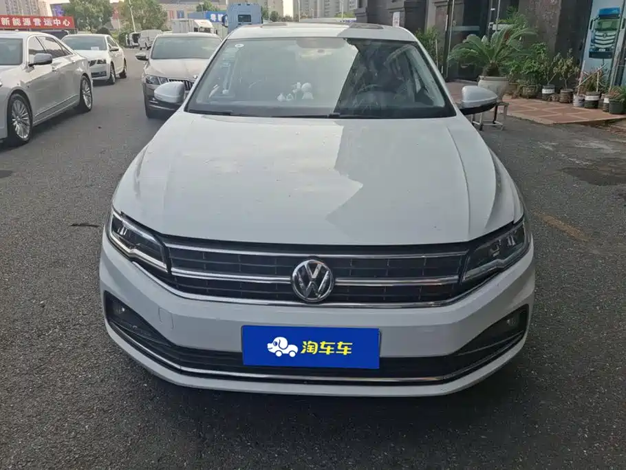 Volkswagen Bora — миниатюра 2