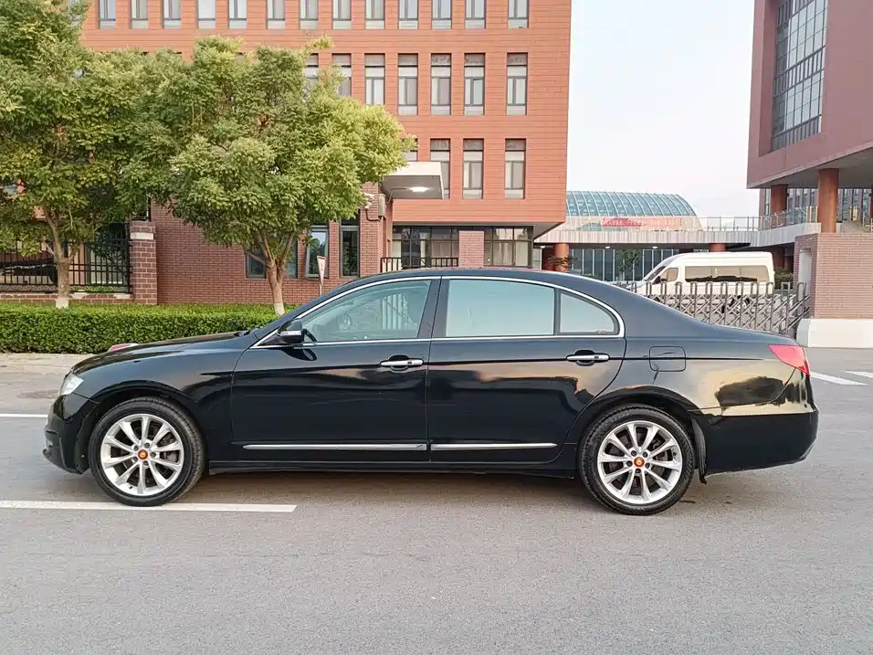 Hongqi Hongqi H7 — миниатюра 3