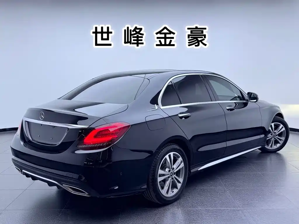 Mercedes-Benz C-Class — миниатюра 21
