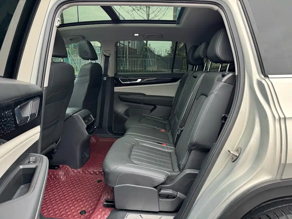 Volkswagen Teramont — миниатюра 10