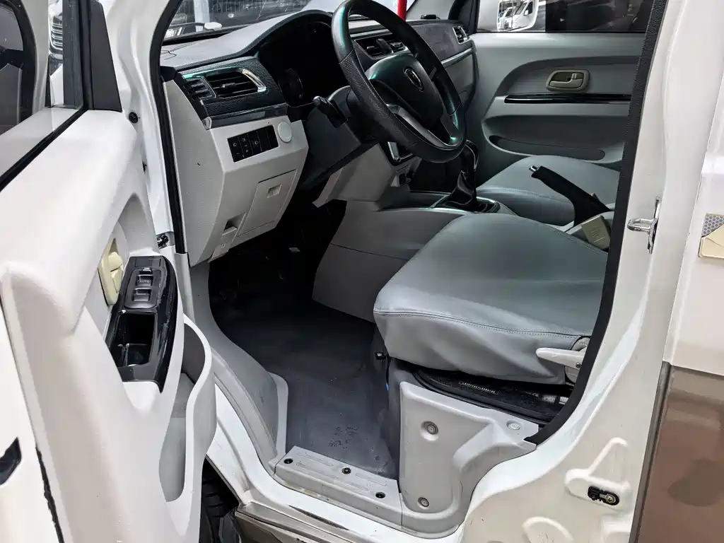 Jinbei Hiace X30L — миниатюра 7