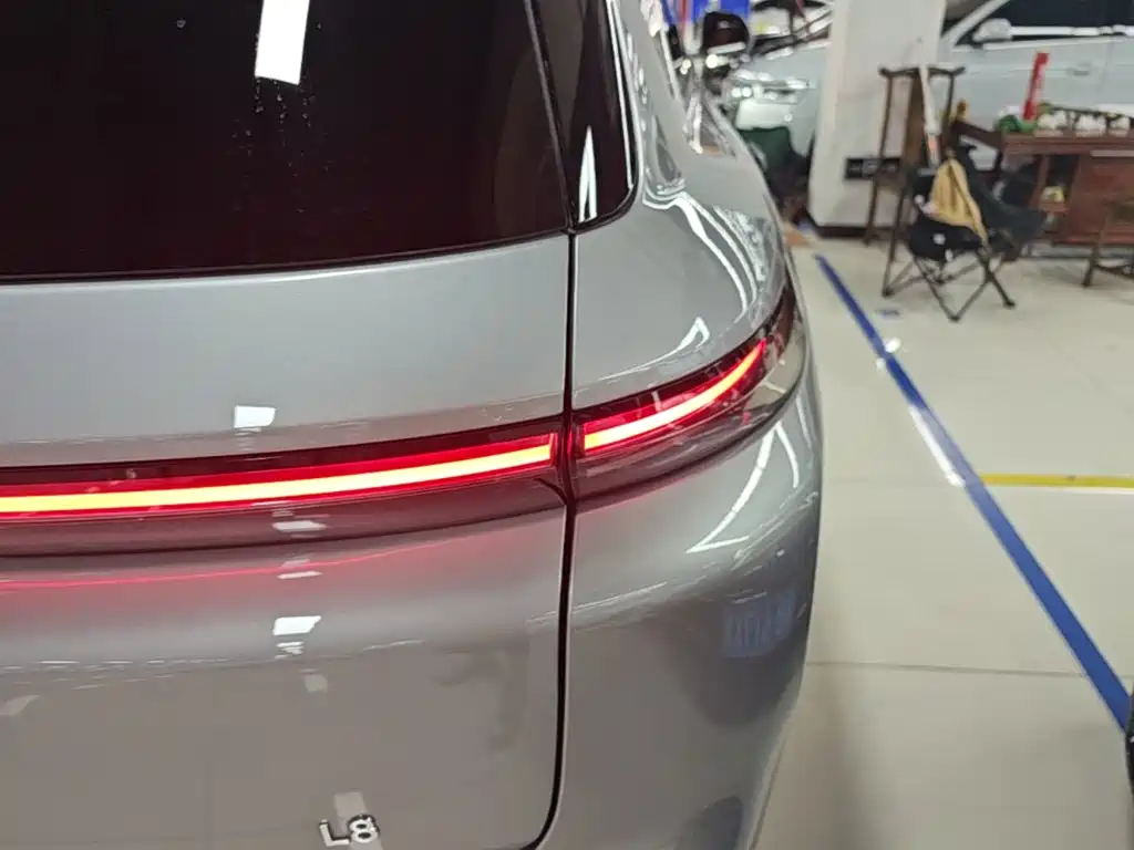 Li Auto Li L8 — миниатюра 8