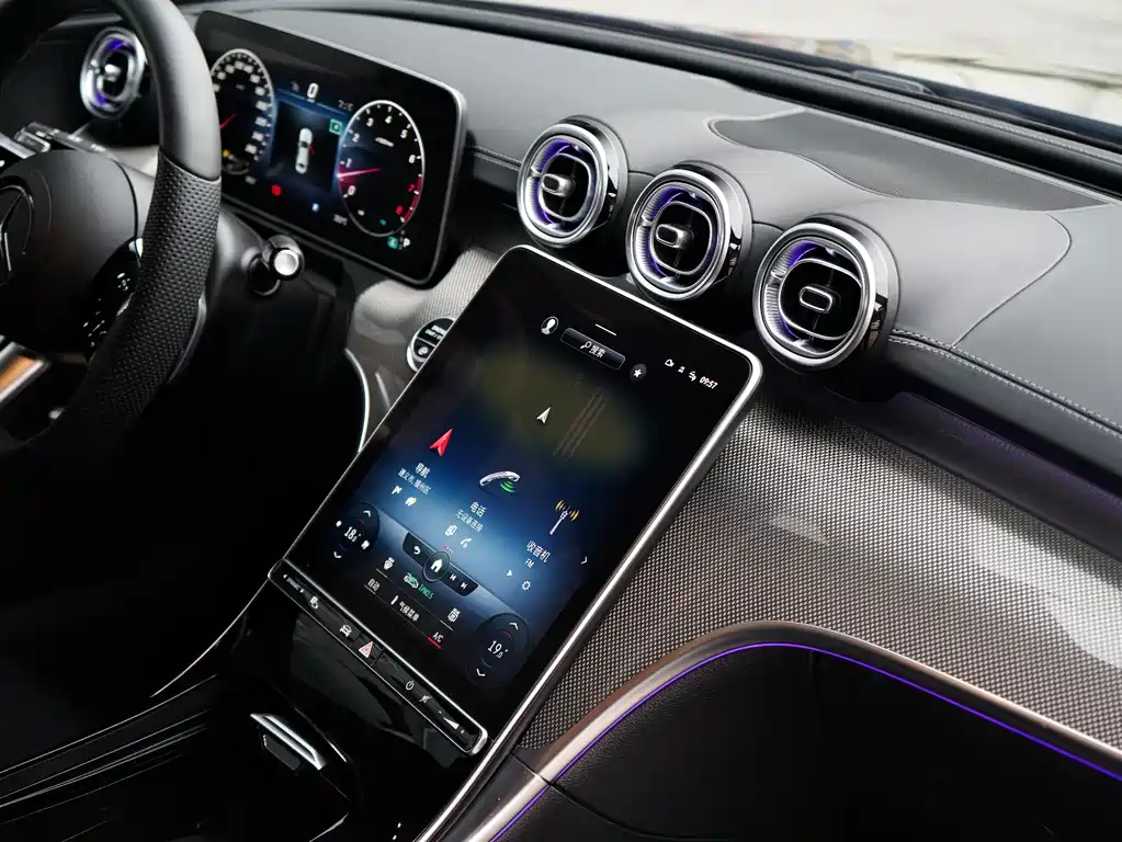 Mercedes-Benz C-Class — миниатюра 8