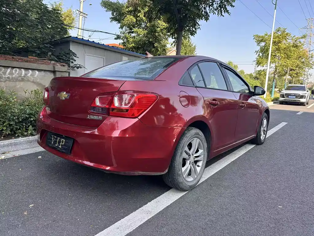 Chevrolet Cruze — миниатюра 5
