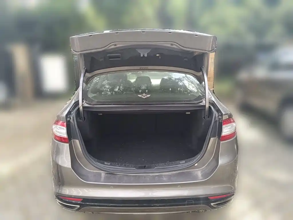 Ford Mondeo — миниатюра 20