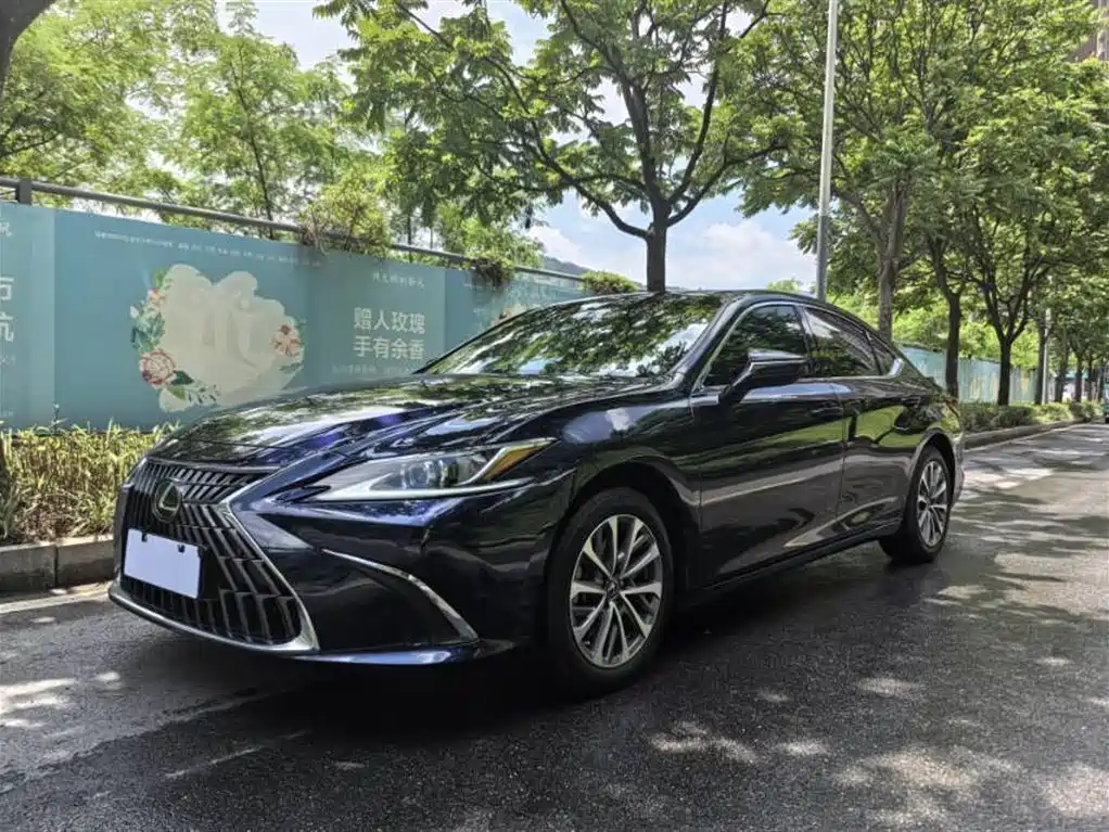 Lexus ES 2023 200 Excellence Edition