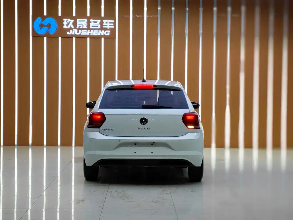 Volkswagen Polo — миниатюра 12
