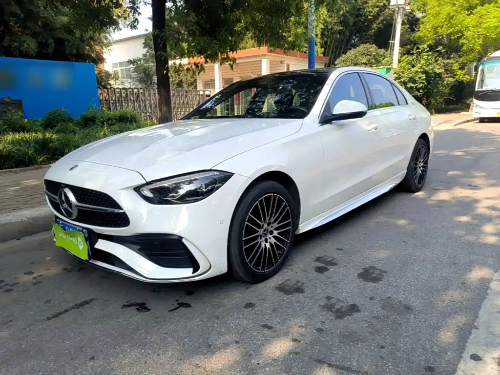 Mercedes-Benz C-Class — миниатюра 2