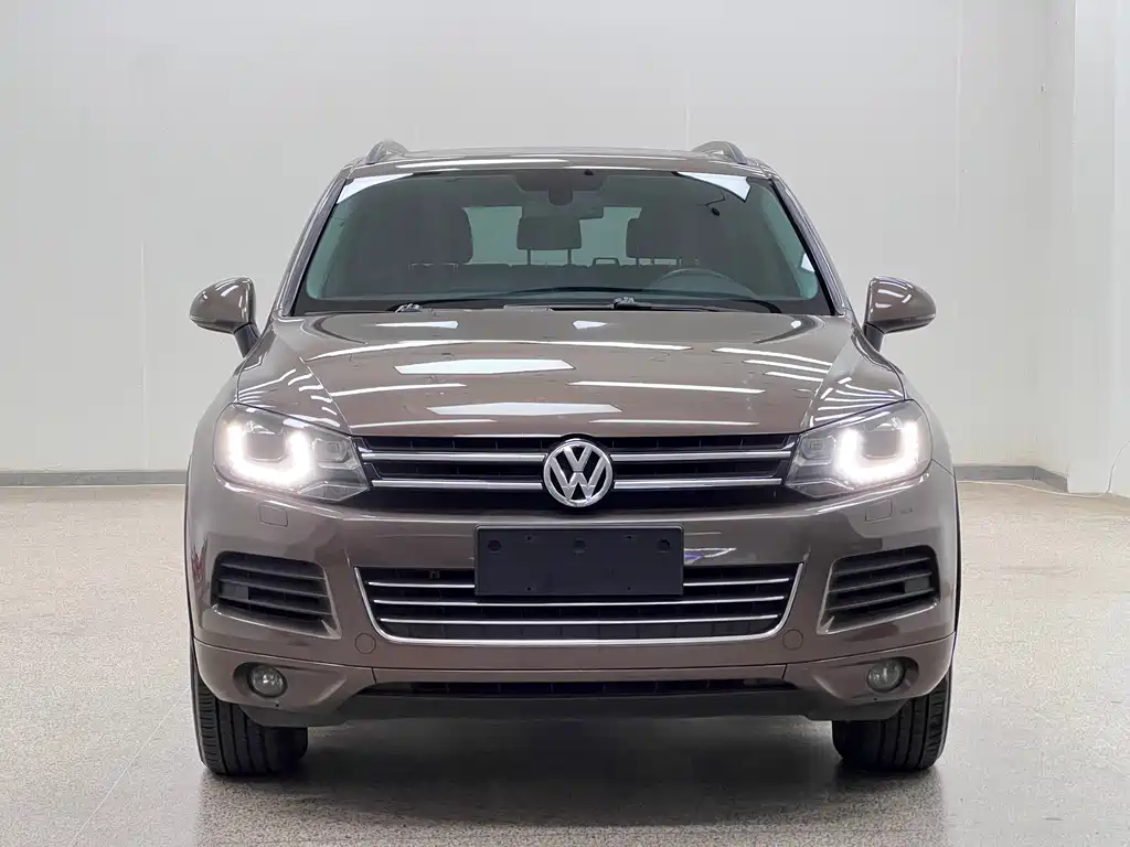 Volkswagen Touareg 3.0TSI Standard Config Type, фото 2