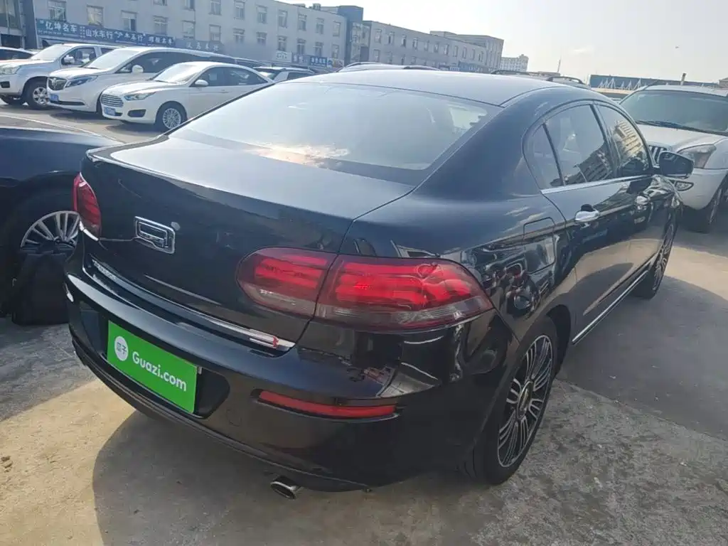 Qoros Qoros 3 — миниатюра 7